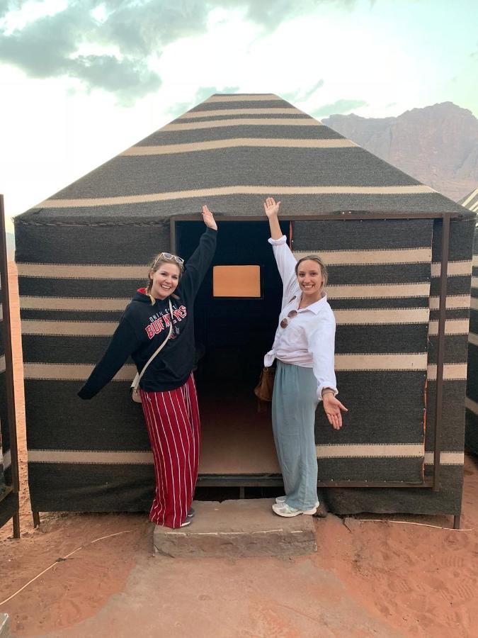 Desert Moon Camp Wadi Rum Bagian luar foto