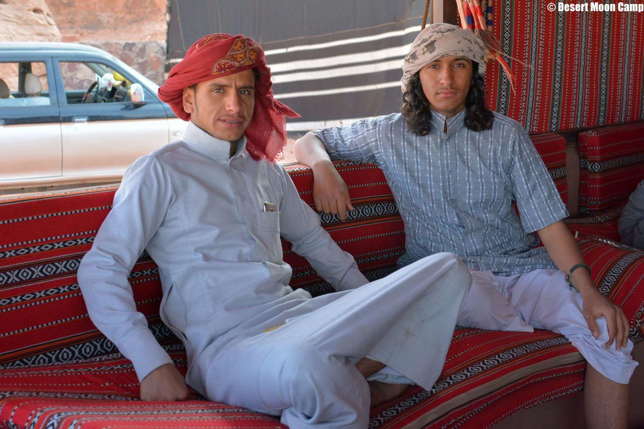 Desert Moon Camp Wadi Rum Bagian luar foto