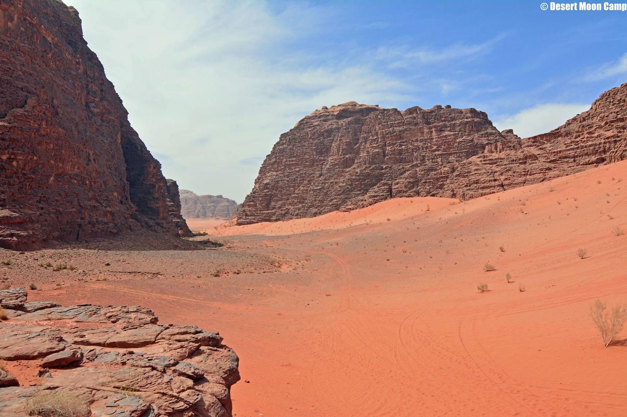 Desert Moon Camp Wadi Rum Bagian luar foto