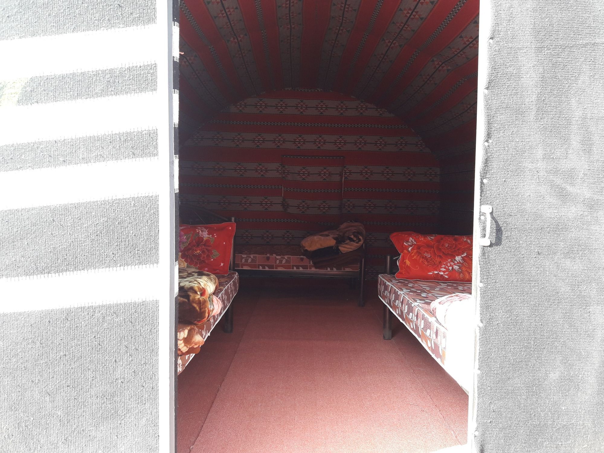 Desert Moon Camp Wadi Rum Bagian luar foto